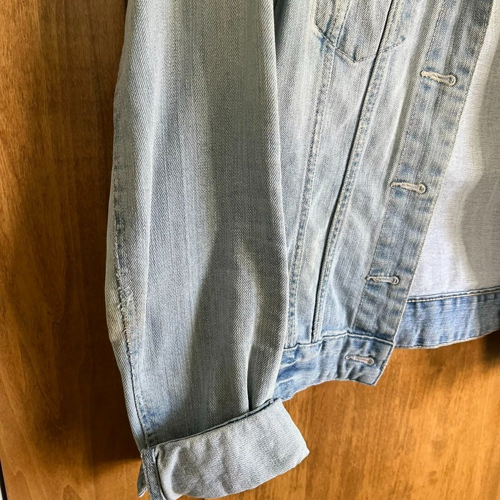 Vintage H&M Denim/Jean Jacket | L.O.G.G. brand | early 2000s | size 8 - Picture 2 of 6